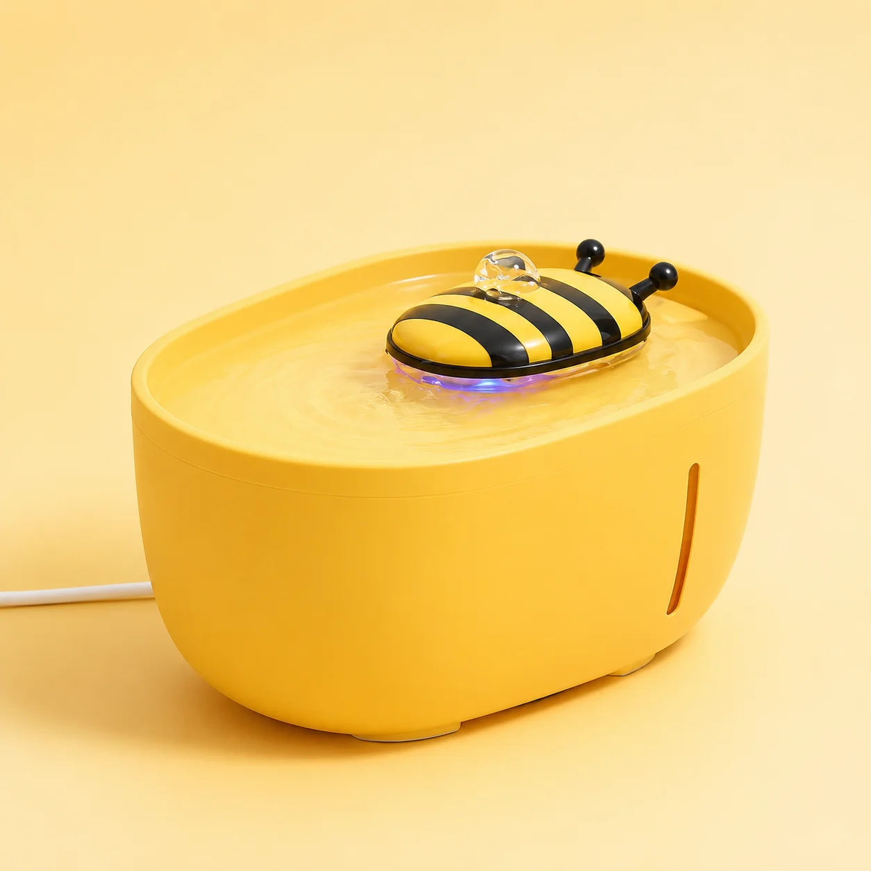 Fontaine à eau pour chat AquaBee design abeille jaune avec écoulement d’eau doux et silencieux