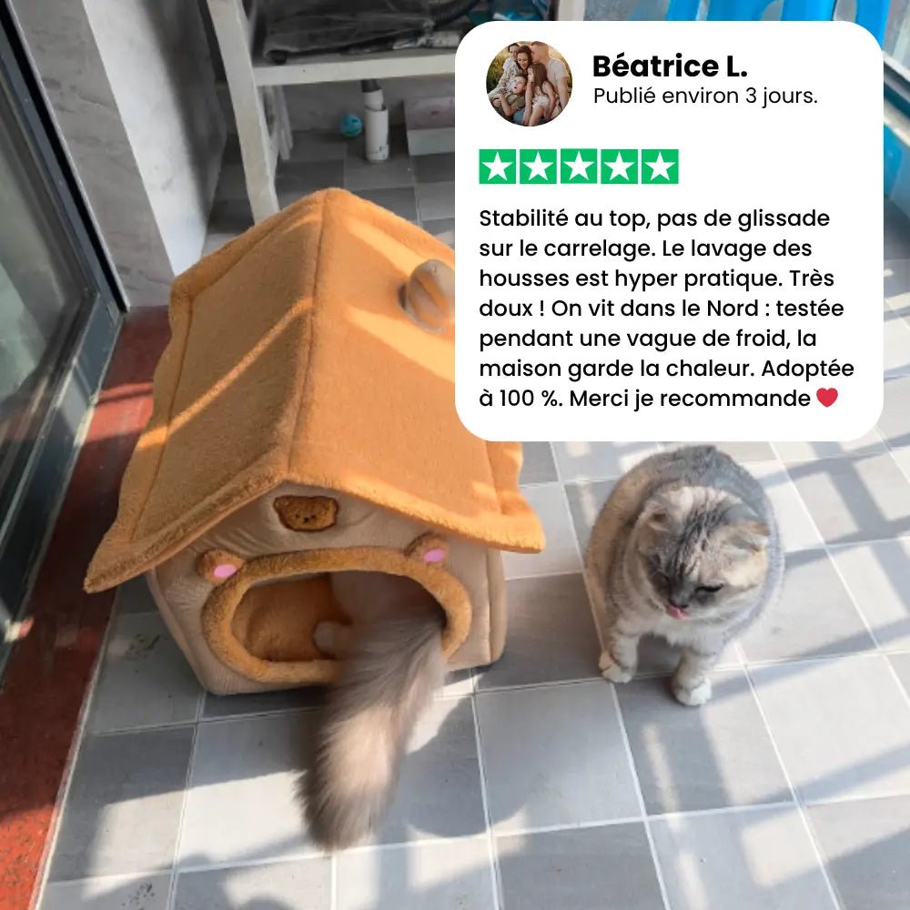 Avis client CozyCoon montrant une maison cocon pour chat utilisée sur un balcon avec fond antidérapant