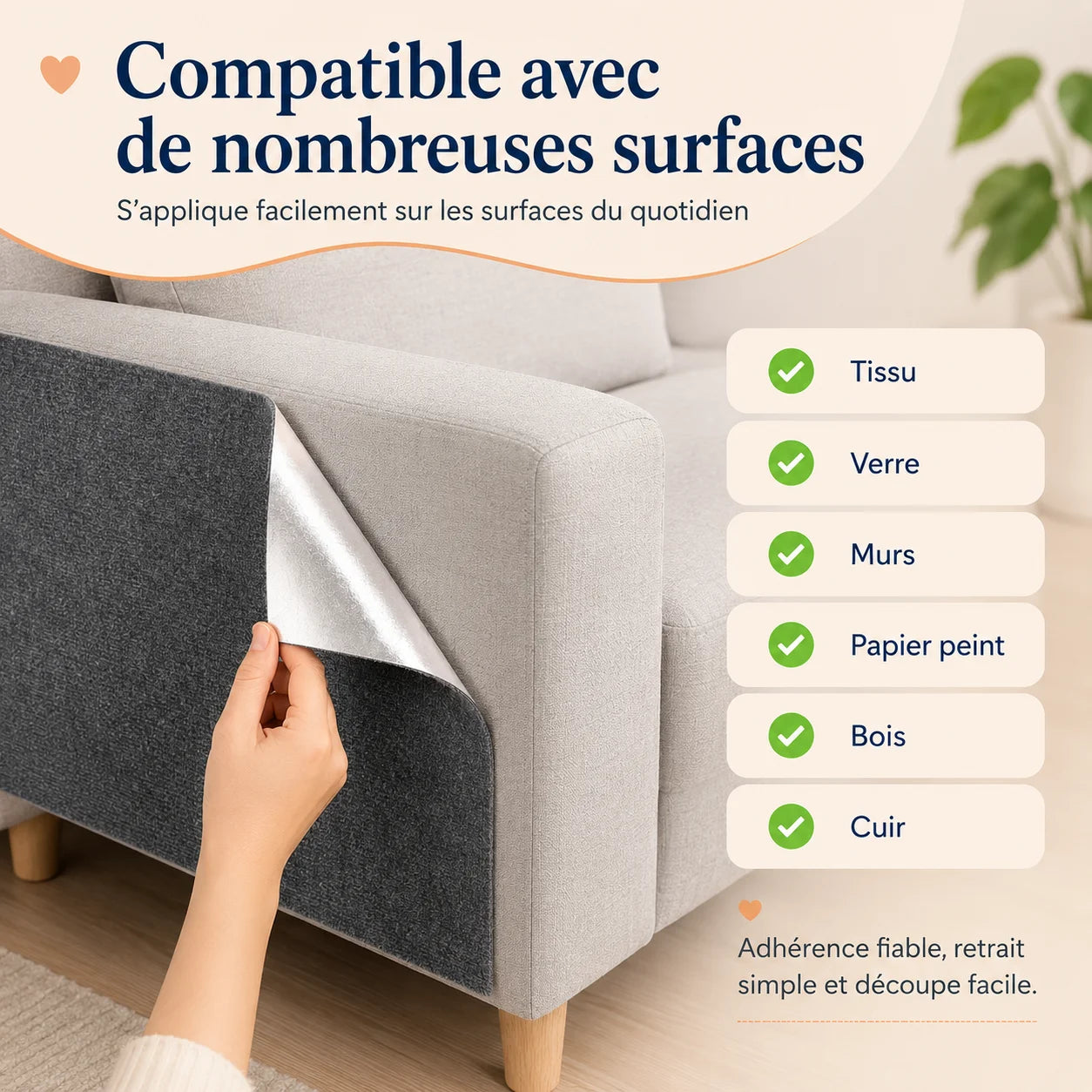 PolyGriffe présenté sur un canapé avec ses différentes surfaces compatibles